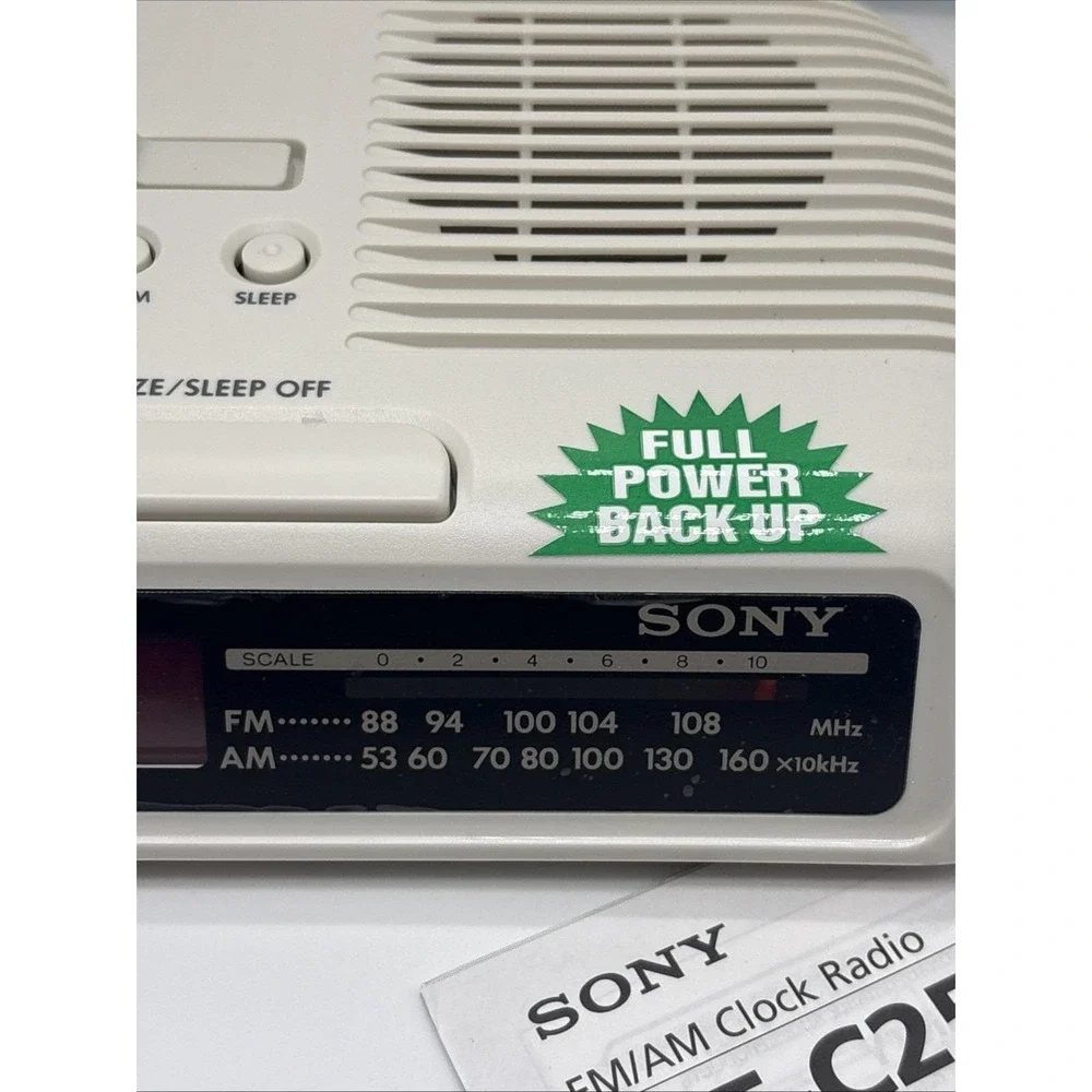 Sony Dream Machine Model ICF-C25 Clock Radio AM/FM Alarm White Vintage Open Box